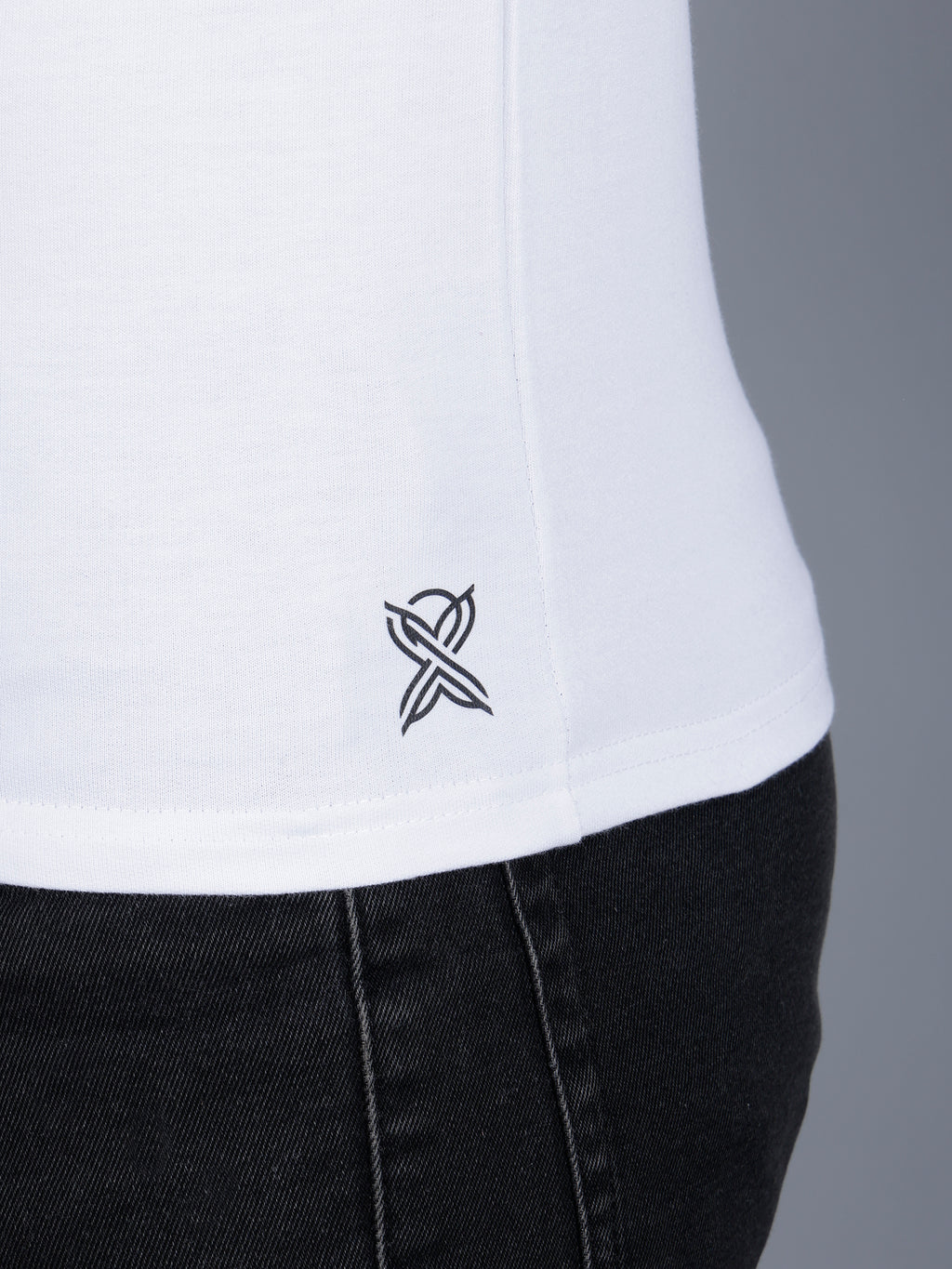 Kōun Oversized White